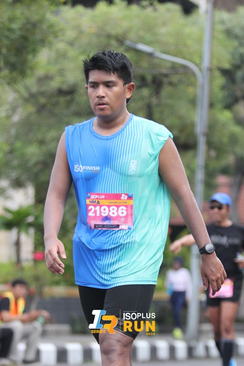 Race photo from Isoplus Run 2024 Surabaya