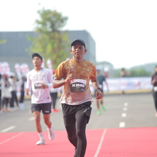 Race photo from KEDIRI HALF MARATHON 2026