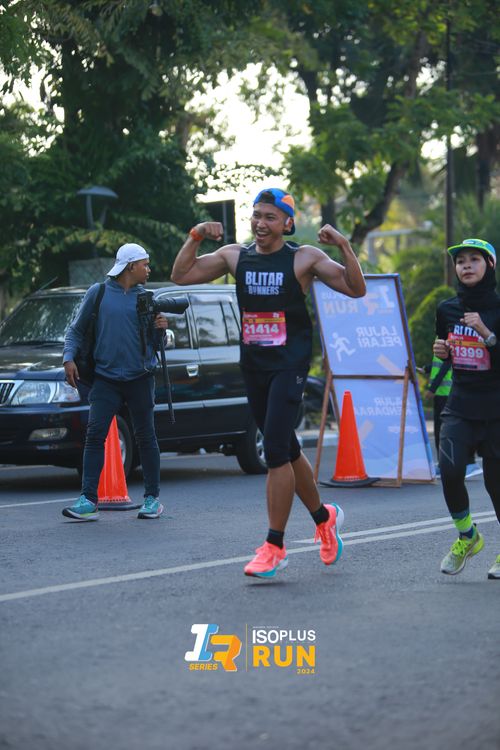 Race photo from Isoplus Run 2024 Surabaya