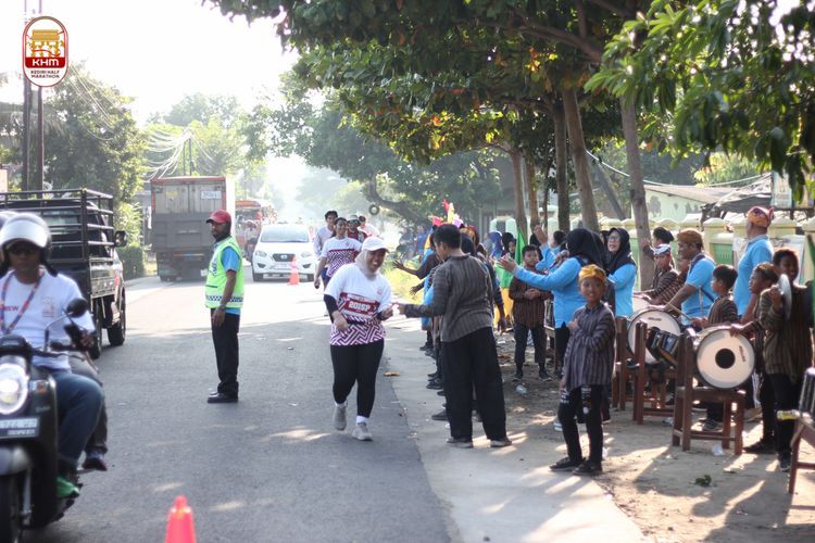 Race photo from Kediri Half Marathon 2024