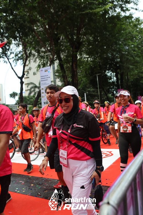 Race photo from Smartfren Run 2024