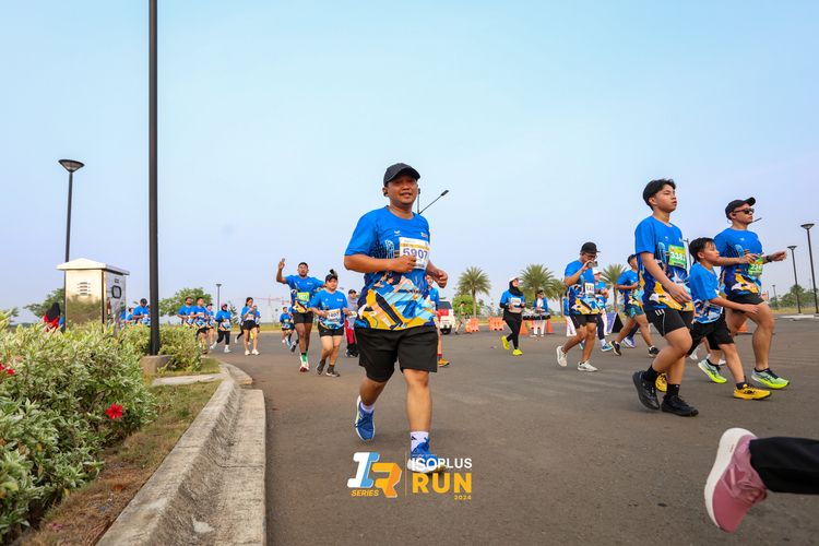 Race photo from ISOPlus Run 2024 Jakarta