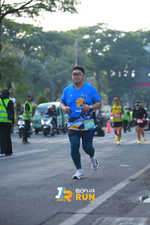 Race photo from Isoplus Run 2024 Surabaya