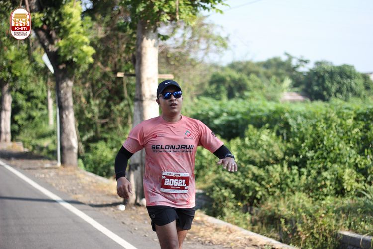 Race photo from Kediri Half Marathon 2024
