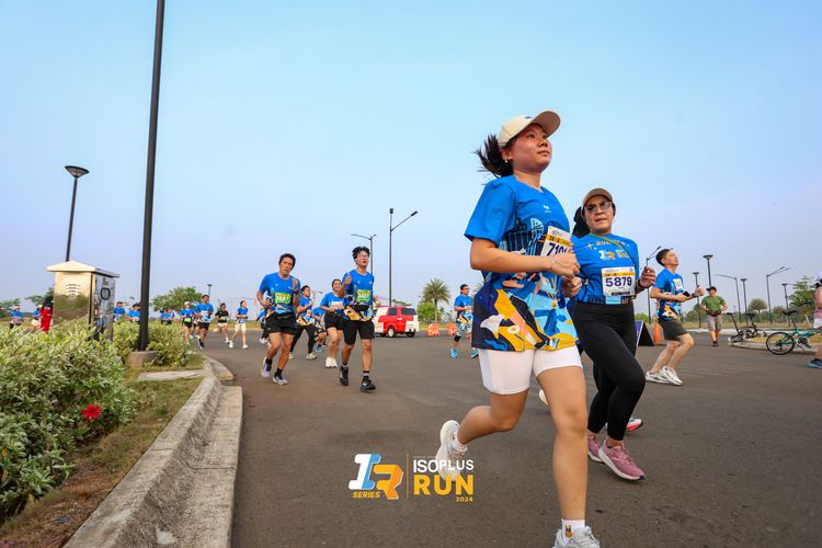 Race photo from ISOPlus Run 2024 Jakarta
