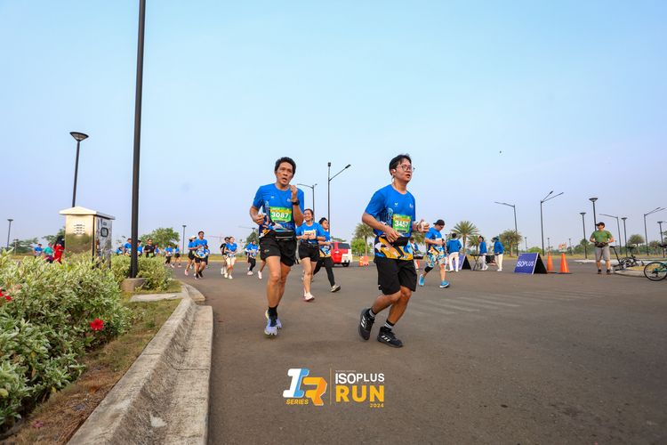 Race photo from ISOPlus Run 2024 Jakarta