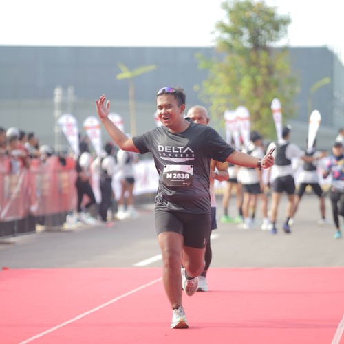 Race photo from KEDIRI HALF MARATHON 2026
