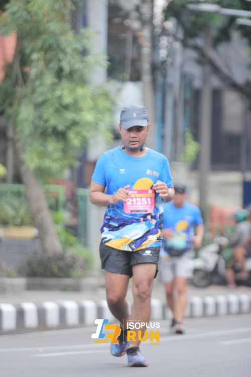 Race photo from Isoplus Run 2024 Surabaya