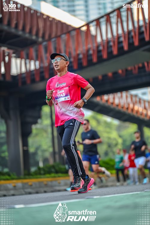 Race photo from Smartfren Run 2025 