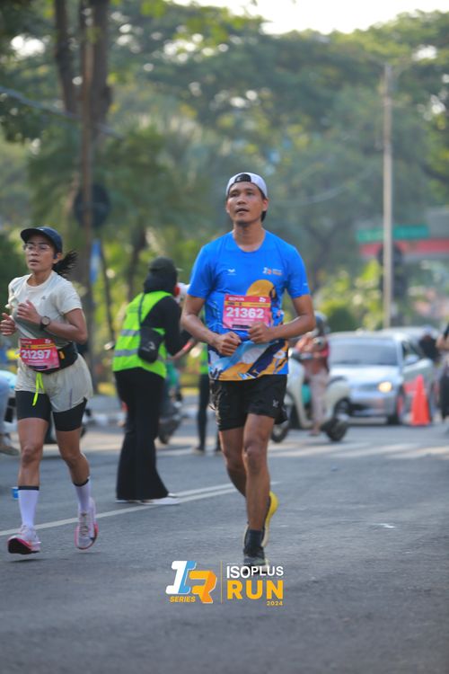 Race photo from Isoplus Run 2024 Surabaya