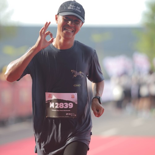 Race photo from KEDIRI HALF MARATHON 2026