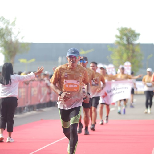 Race photo from KEDIRI HALF MARATHON 2026