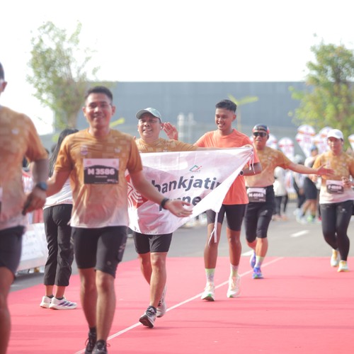 Race photo from KEDIRI HALF MARATHON 2026