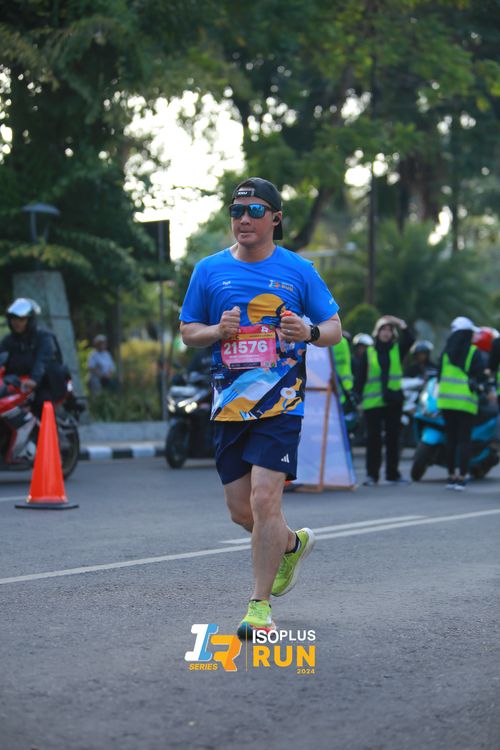 Race photo from Isoplus Run 2024 Surabaya