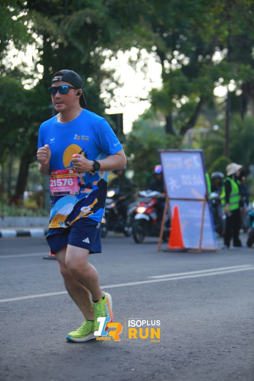 Race photo from Isoplus Run 2024 Surabaya