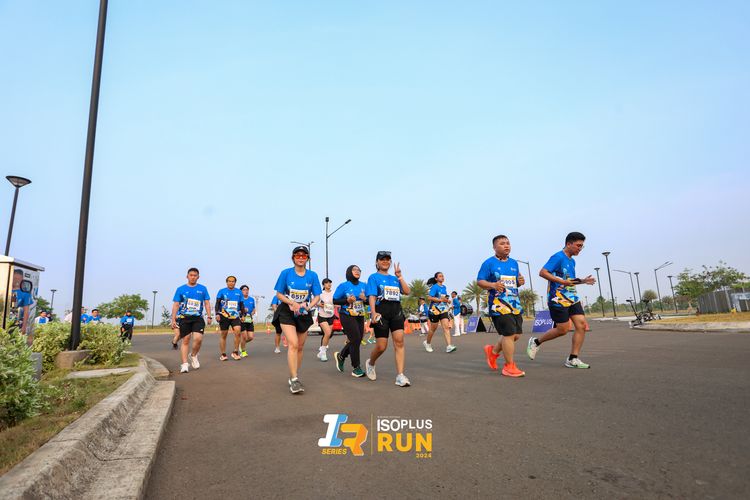Race photo from ISOPlus Run 2024 Jakarta