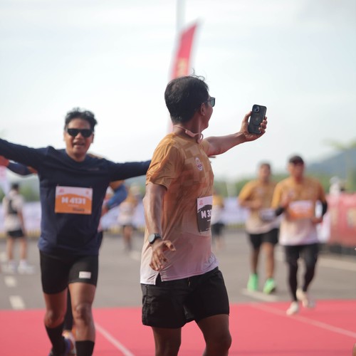 Race photo from KEDIRI HALF MARATHON 2026