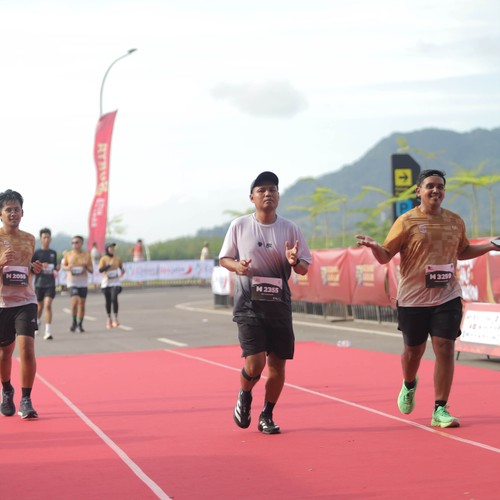 Race photo from KEDIRI HALF MARATHON 2026