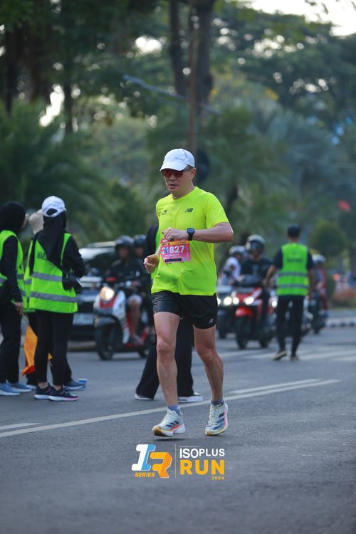 Race photo from Isoplus Run 2024 Surabaya
