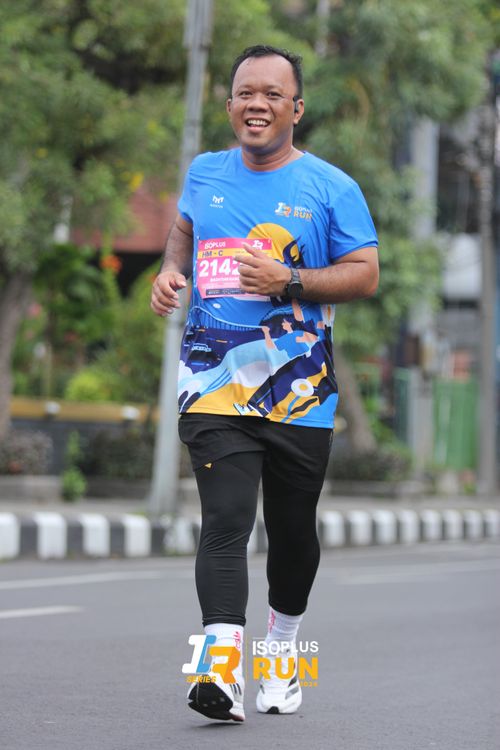 Race photo from Isoplus Run 2024 Surabaya