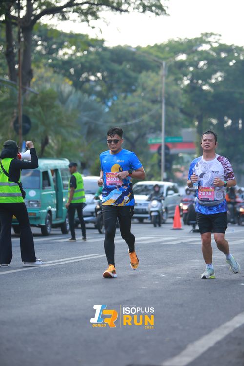Race photo from Isoplus Run 2024 Surabaya