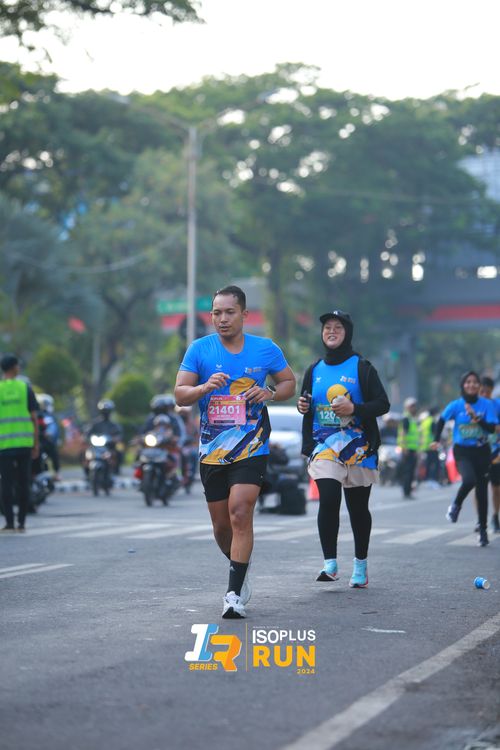 Race photo from Isoplus Run 2024 Surabaya