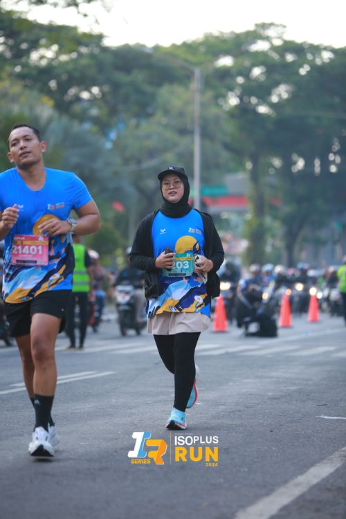 Race photo from Isoplus Run 2024 Surabaya