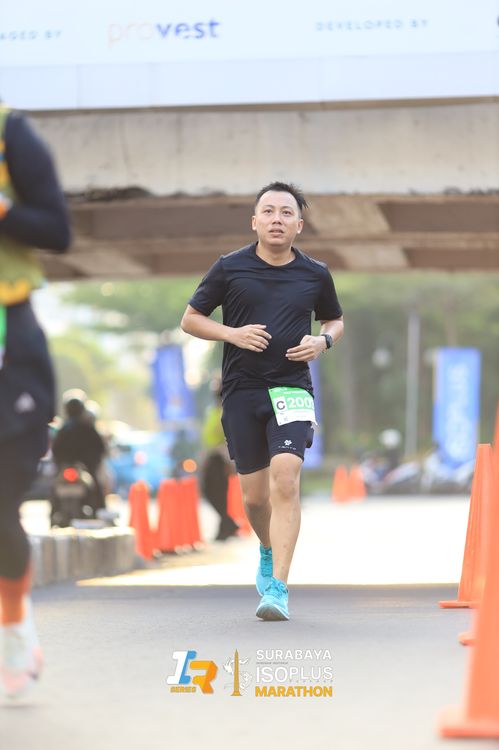 Race photo from SURABAYA ISOPLUS MARATHON 2025