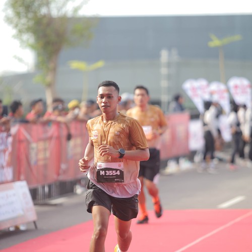 Race photo from KEDIRI HALF MARATHON 2026
