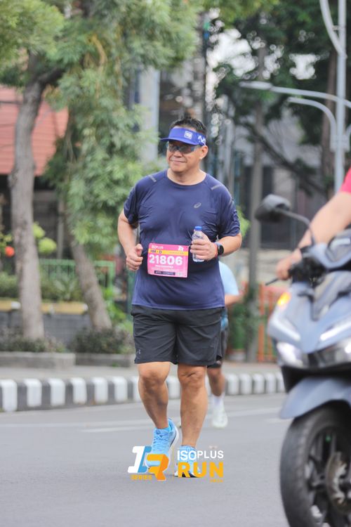 Race photo from Isoplus Run 2024 Surabaya