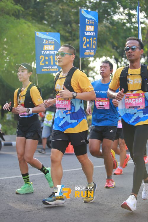 Race photo from Isoplus Run 2024 Surabaya