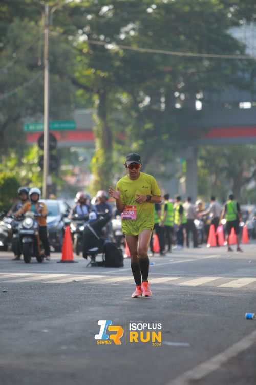 Race photo from Isoplus Run 2024 Surabaya
