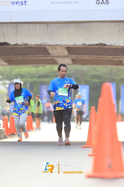 Race photo from SURABAYA ISOPLUS MARATHON 2025