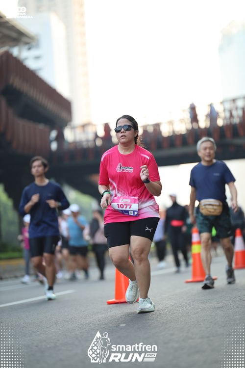Race photo from Smartfren Run 2025 