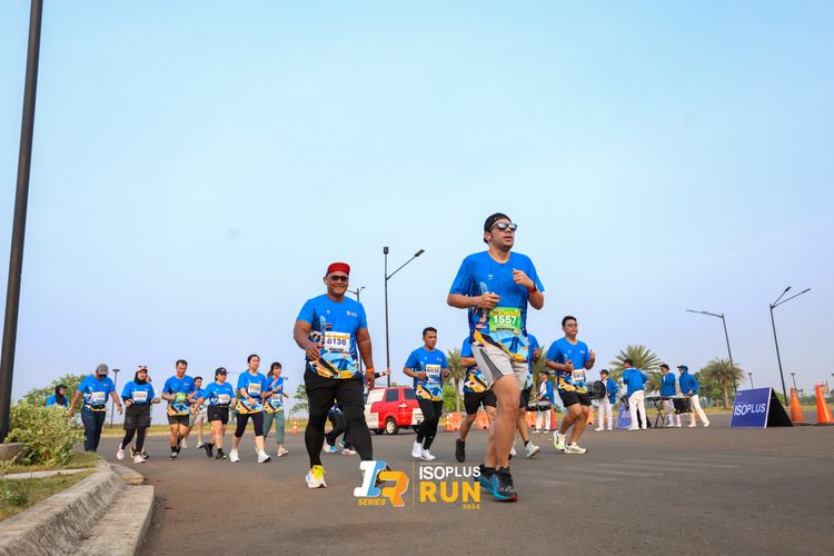 Race photo from ISOPlus Run 2024 Jakarta
