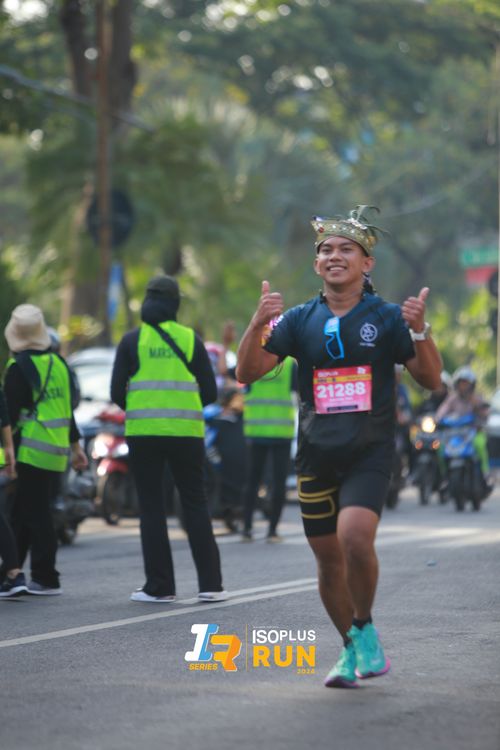 Race photo from Isoplus Run 2024 Surabaya