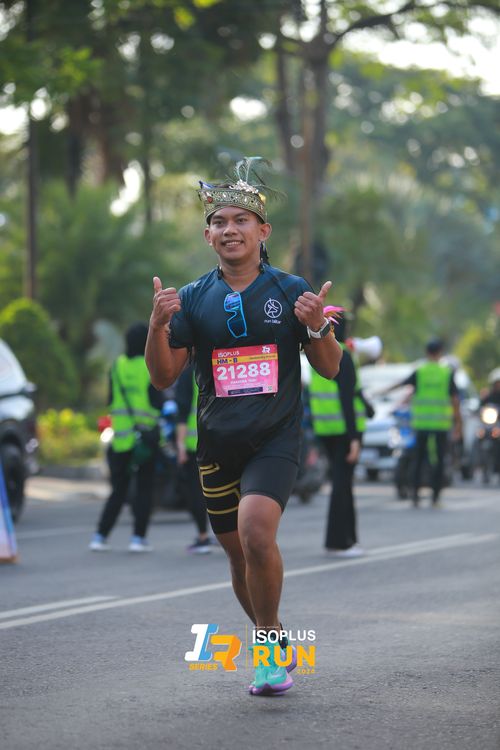 Race photo from Isoplus Run 2024 Surabaya