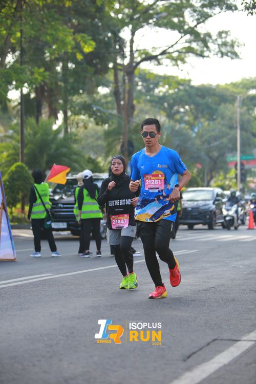 Race photo from Isoplus Run 2024 Surabaya