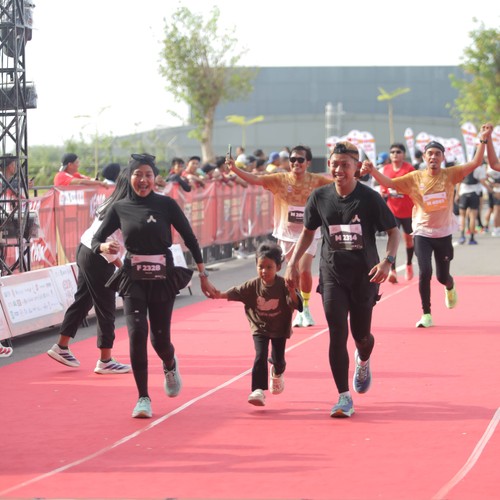 Race photo from KEDIRI HALF MARATHON 2026