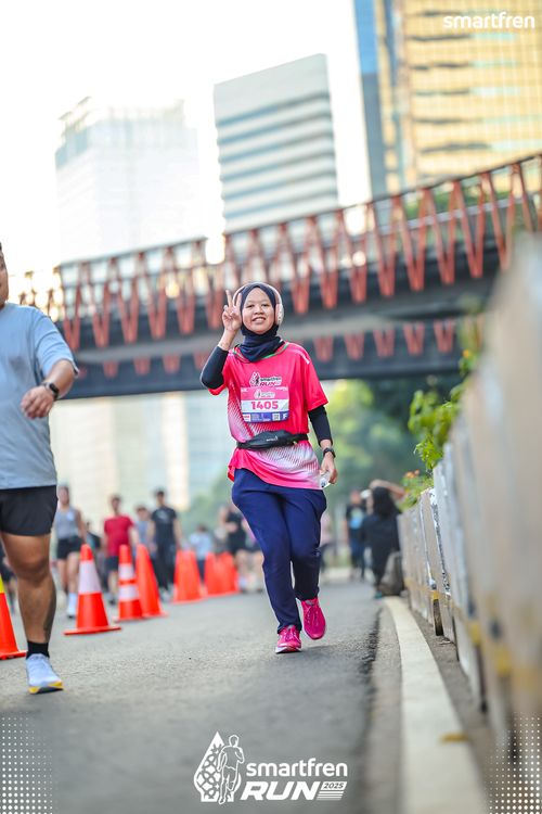 Race photo from Smartfren Run 2025 