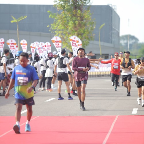 Race photo from KEDIRI HALF MARATHON 2026