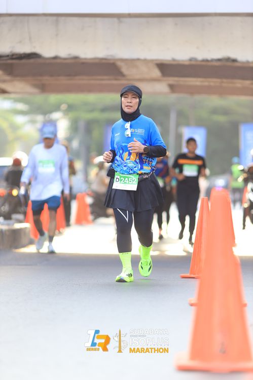 Race photo from SURABAYA ISOPLUS MARATHON 2025