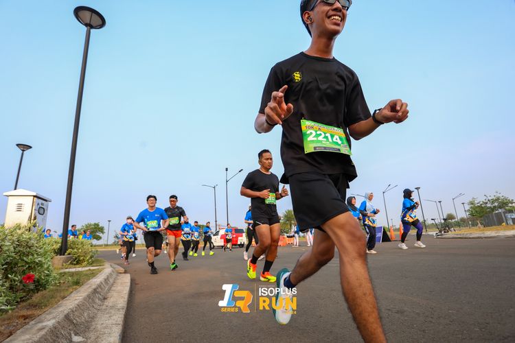 Race photo from ISOPlus Run 2024 Jakarta
