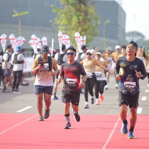 Race photo from KEDIRI HALF MARATHON 2026