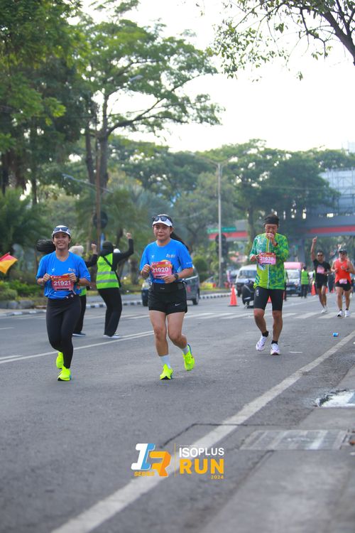 Race photo from Isoplus Run 2024 Surabaya
