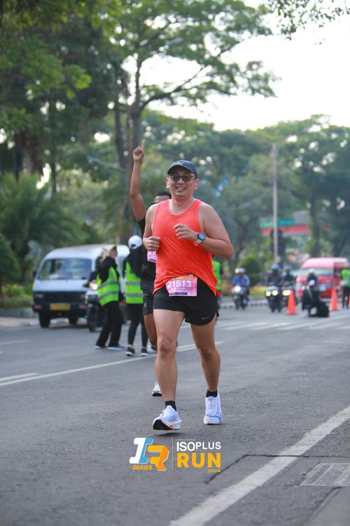 Race photo from Isoplus Run 2024 Surabaya