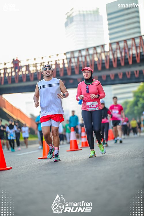 Race photo from Smartfren Run 2025 