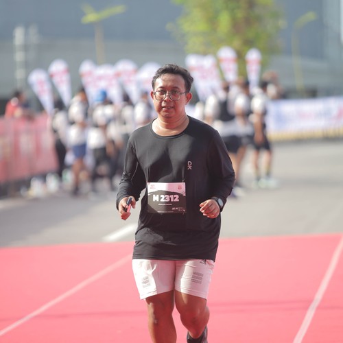 Race photo from KEDIRI HALF MARATHON 2026