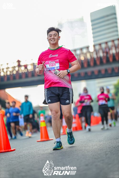 Race photo from Smartfren Run 2025 