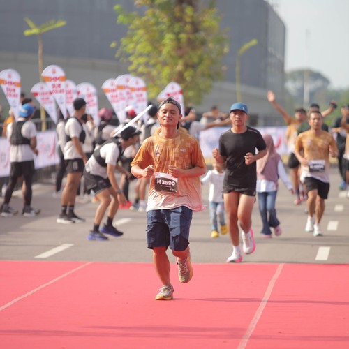 Race photo from KEDIRI HALF MARATHON 2026